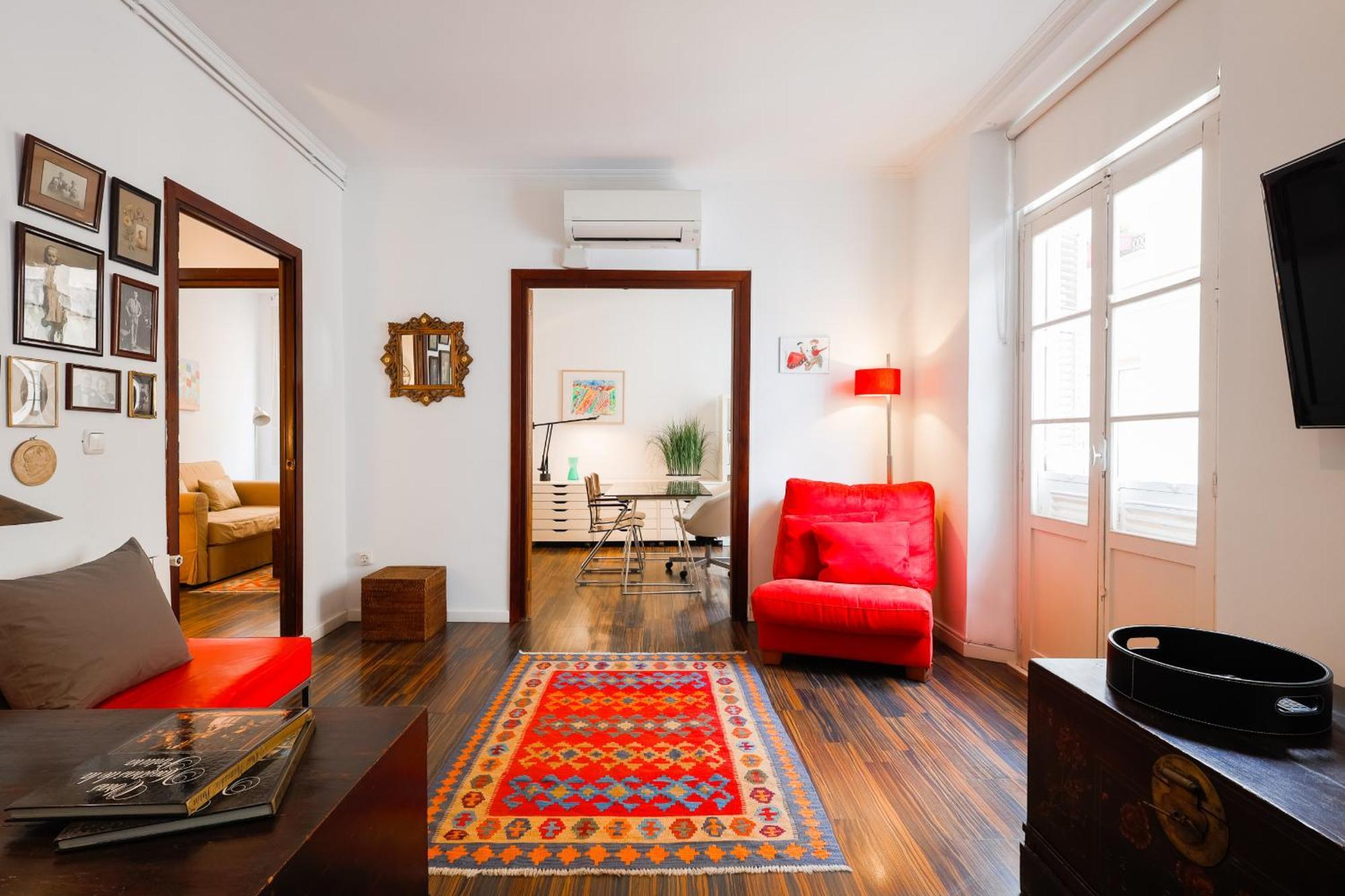 מאלגה C92 - Rustic Two Bedrooms Apartment With Terrace מראה חיצוני תמונה