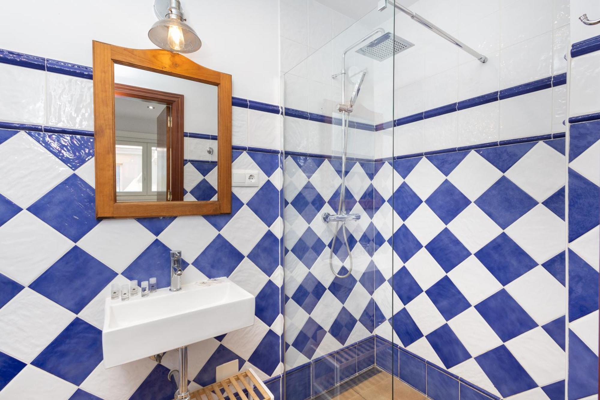 מאלגה C92 - Rustic Two Bedrooms Apartment With Terrace מראה חיצוני תמונה