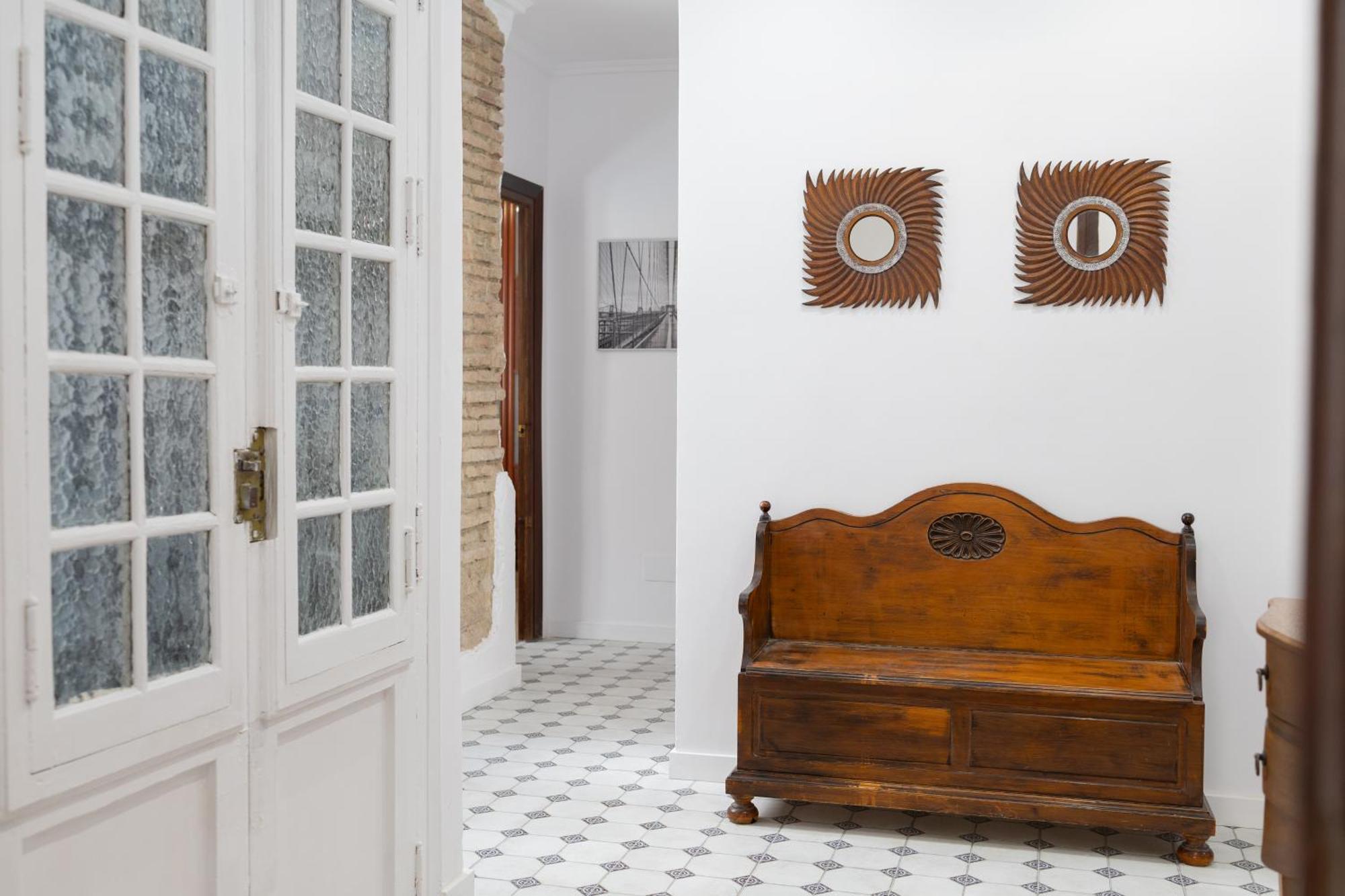 מאלגה C92 - Rustic Two Bedrooms Apartment With Terrace מראה חיצוני תמונה