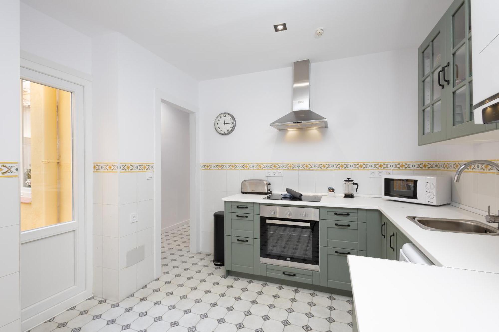 מאלגה C92 - Rustic Two Bedrooms Apartment With Terrace מראה חיצוני תמונה