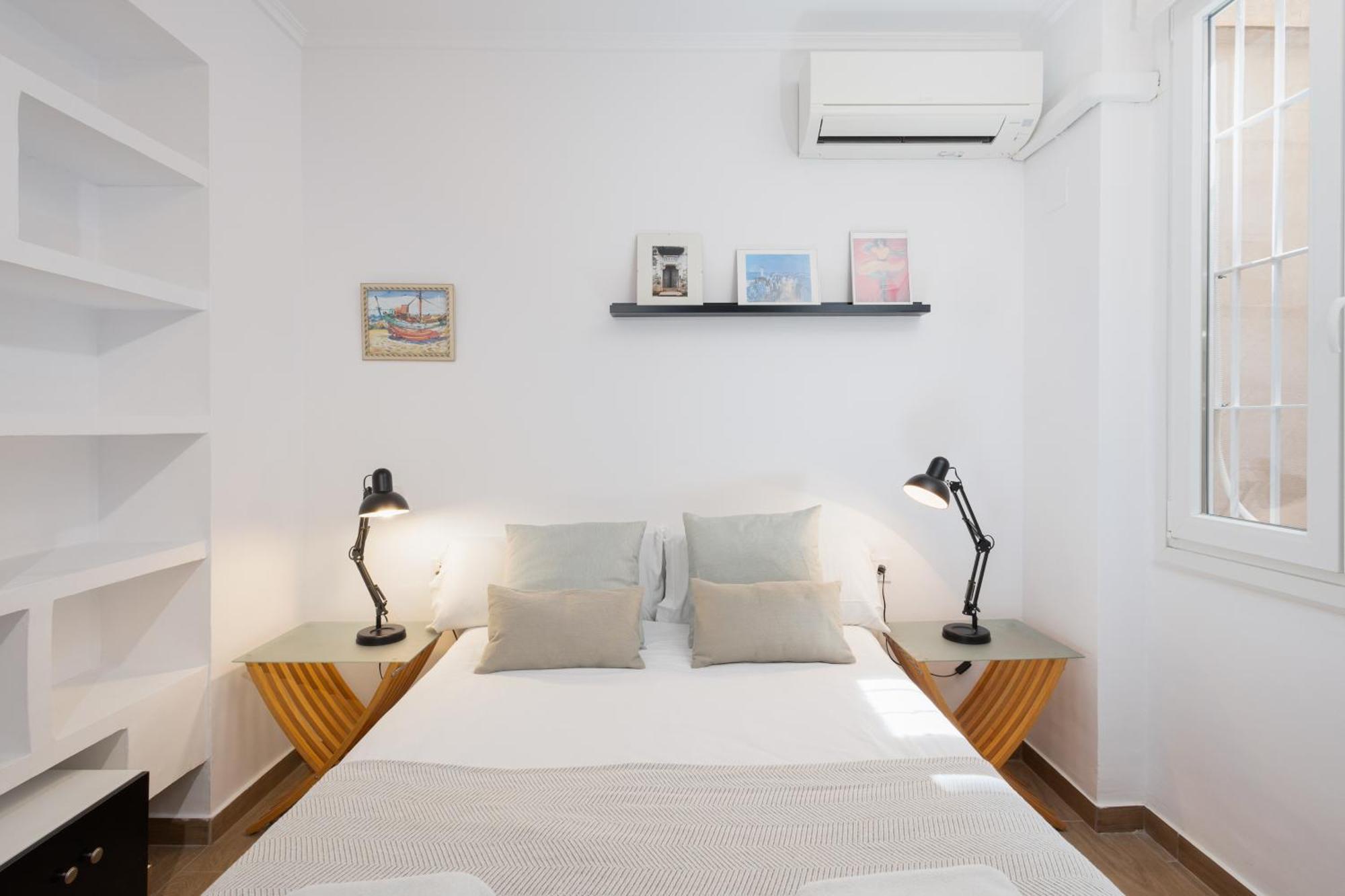 מאלגה C92 - Rustic Two Bedrooms Apartment With Terrace מראה חיצוני תמונה