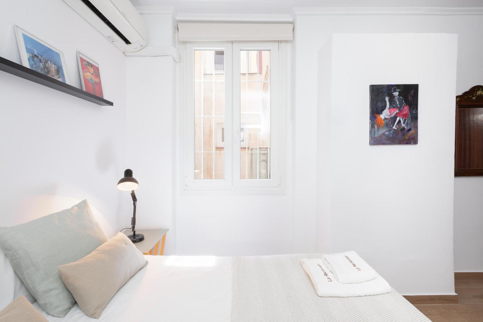 מאלגה C92 - Rustic Two Bedrooms Apartment With Terrace מראה חיצוני תמונה